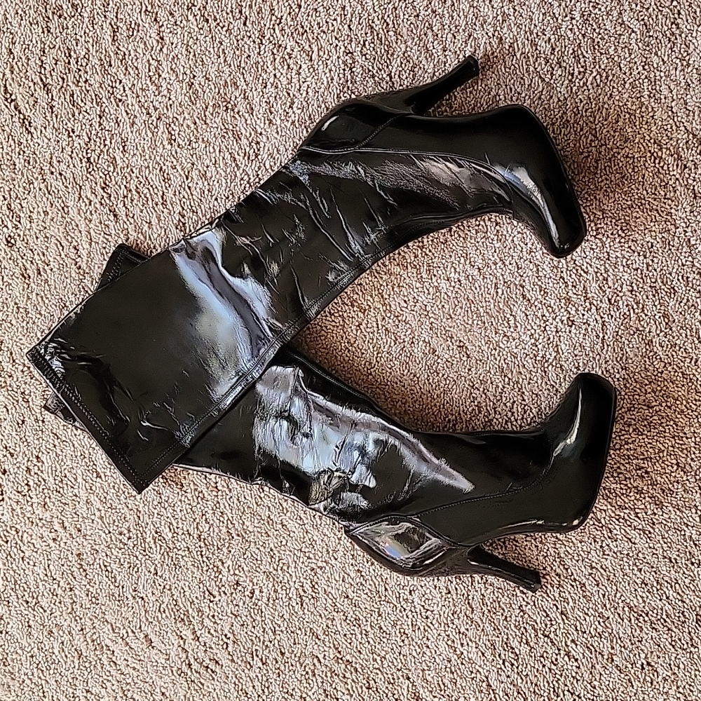 BCBGirls black patent stretch boots